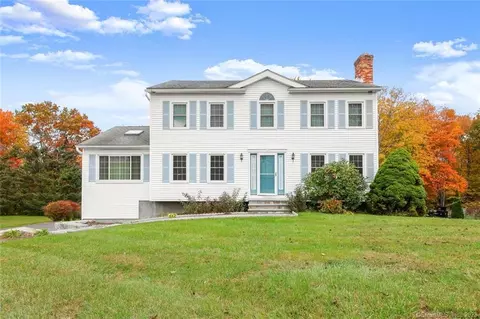 156 Neill Dr, Watertown, CT 06795