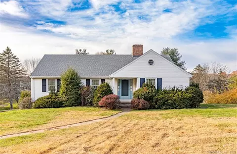16 Brooke Meadow Rd, Berlin, CT 06037