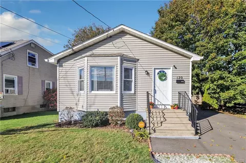 120 Boswell St, Stratford, CT 06615