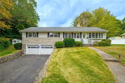 55 Belridge Rd, Cheshire, CT 06410