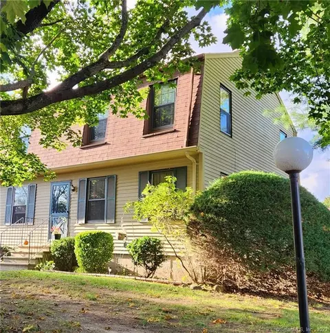 46 Bay Path Way #46, Branford, CT 06405