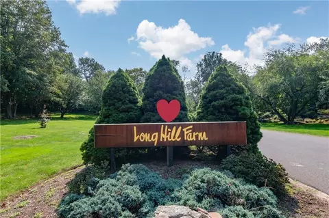 15 Long Hill Farm, Guilford, CT 06437