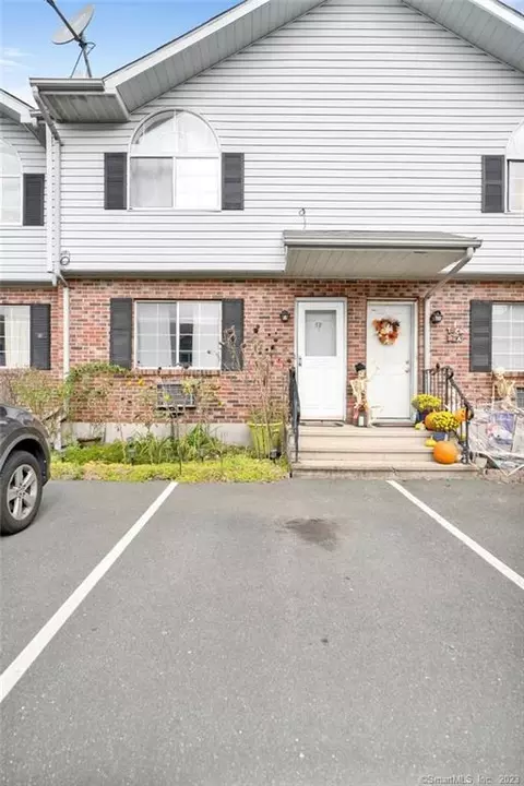 975 Meriden Rd #78, Waterbury, CT 06705