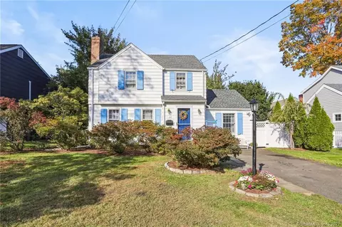 26 Overhill Rd, Fairfield, CT 06824
