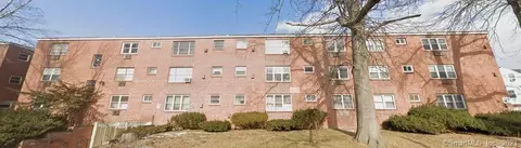 12 Merrill St #B1, Hartford, CT 06106