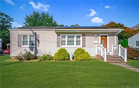 60 Twin Brook Rd, Hamden, CT 06514