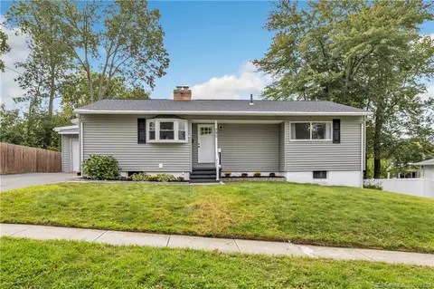 295 Sunnybank Ave, Stratford, CT 06614