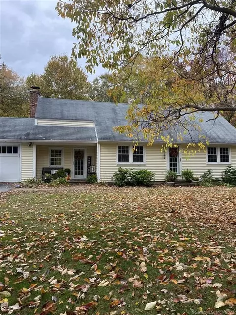 5 Laurel Ln, Barkhamsted, CT 06063