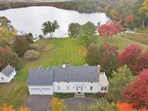 7 Old Cider Mill Ln, Marlborough, CT 06447