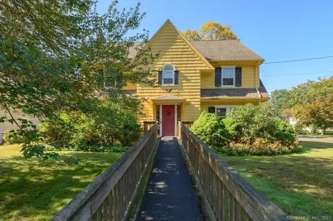 385 Lincoln St, New Britain, CT 06052