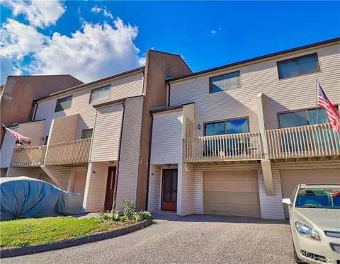 349 Allen Rd #21B, Torrington, CT 06790