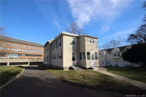 74 Locust Ave, Danbury, CT 06810