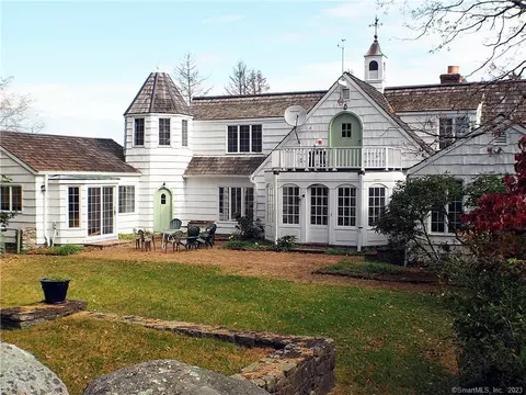79 Farview Farm Rd, Redding, CT 06896