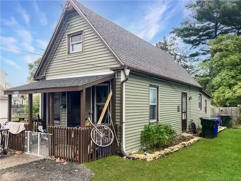 110 Smart St, East Hartford, CT 06118