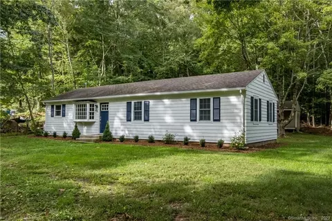 183 Sachem Head Rd, Guilford, CT 06437