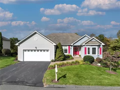 20 Sea Green Dr, Berlin, CT 06037
