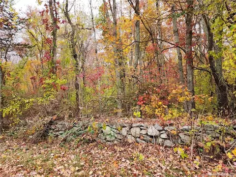 12 Reilly Road, Hampton, CT 06427
