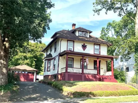 45 Oakland St, Bristol, CT 06010