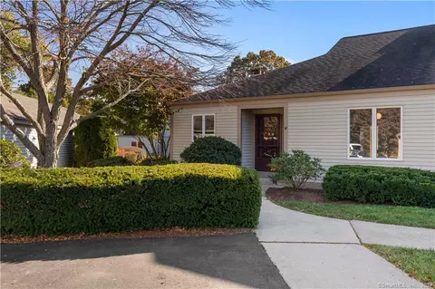 100 Dudley Ave #B10, Old Saybrook, CT 06475