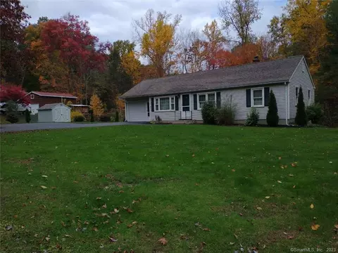 94 Winchester Rd, New Hartford, CT 06057