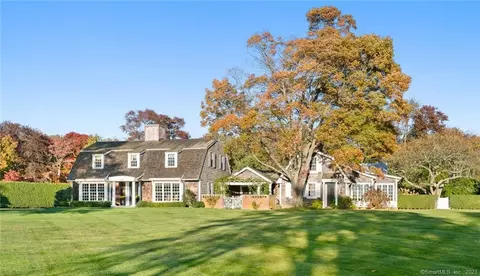 224 Old Black Point Rd, East Lyme, CT 06357
