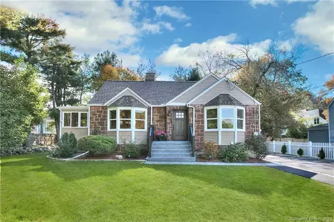 24 Mills St, Westport, CT 06880