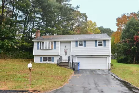 3 Danbury Ln, Bristol, CT 06010