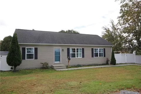 232 Eastern Point Rd, Groton, CT 06340