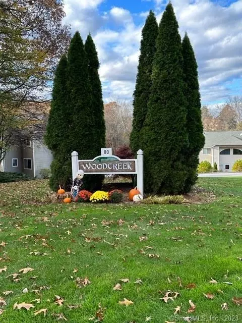 80 Country Ln #65, Vernon, CT 06066