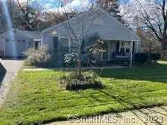 31 Parker St, Enfield, CT 06082