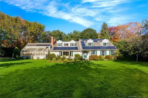 3 Merritt Ln, Westport, CT 06880