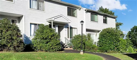 442 Cypress Rd #442, Newington, CT 06111