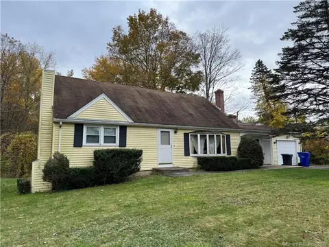 640 E Street St S, Suffield, CT 06078