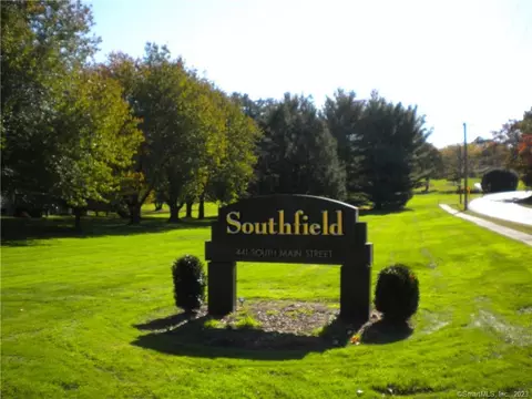 443 S Main St #35, Manchester, CT 06040