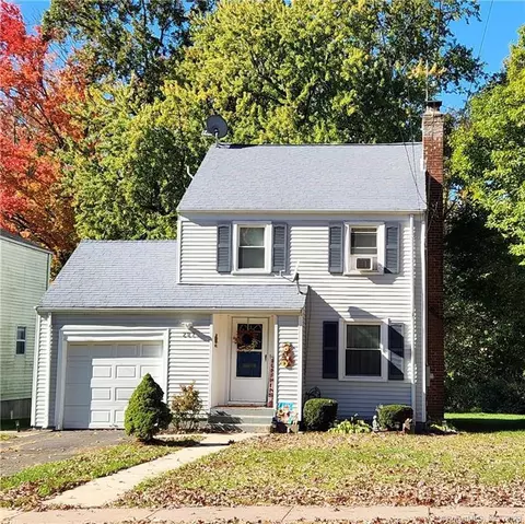 287 Oakwood Ave, West Hartford, CT 06110