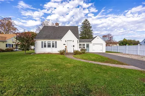 463 Meriden Ave, Southington, CT 06489