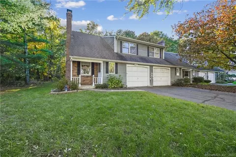 2900 Dover Ct #2900, Windsor, CT 06095
