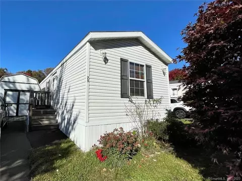 75 Mcquillan Dr, Milford, CT 06460