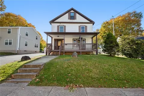 190 Maple St, Manchester, CT 06040