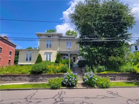 16 Spring St, Bristol, CT 06010