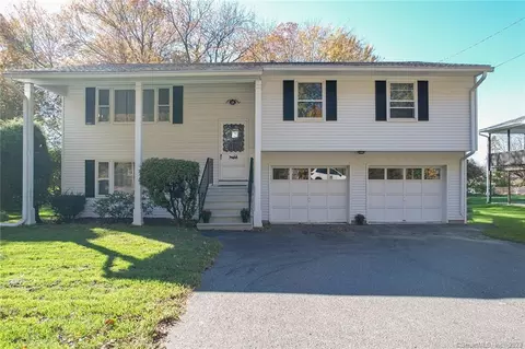436 Peach Orchard Rd, Waterbury, CT 06708