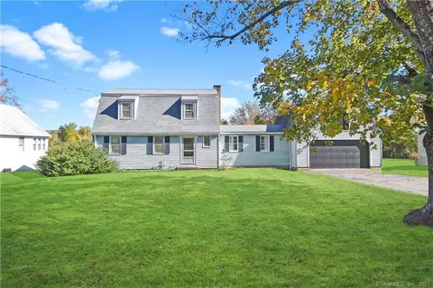 606 Millbrook Rd, Middletown, CT 06457