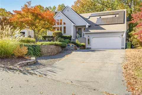 27 Devin Way, Windsor, CT 06095