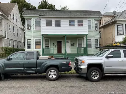 47 Alfred St, Bridgeport, CT 06605