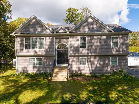 67 David St, West Haven, CT 06516