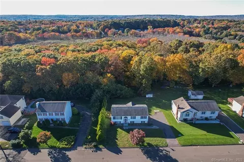 40 Hoinski Way, Ansonia, CT 06401