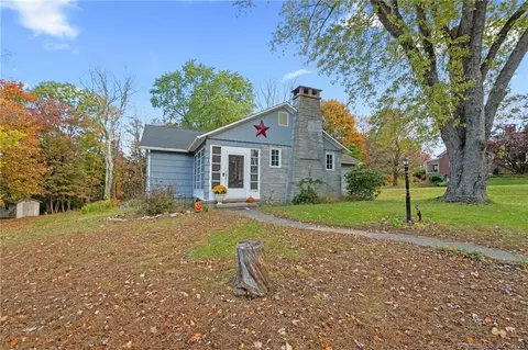 142 E Hill Rd, Torrington, CT 06790