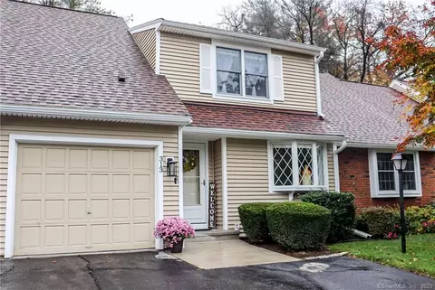 313 The Mdws #313, Enfield, CT 06082