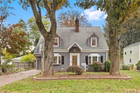 64 Kirkham Pl, Newington, CT 06111