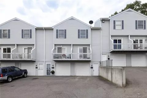 50 West St #5, Waterbury, CT 06708